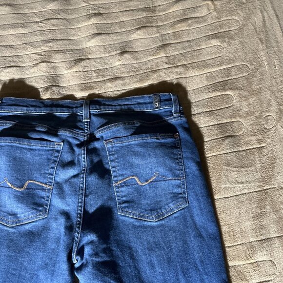 7 For All Mankind Guinevere Jeans Size 31 | High Waist Light Denim Ankle Cut - Picture 7 of 7